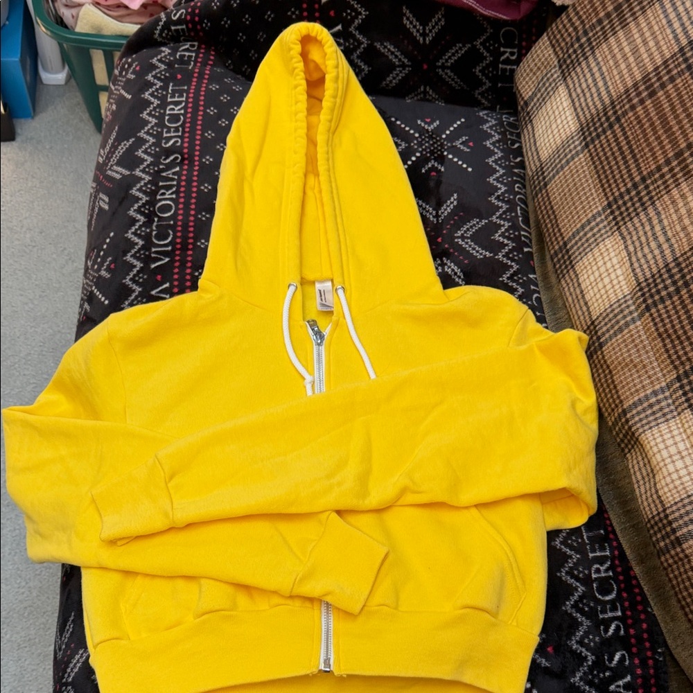 American Apparel Women’s Zip-Up Hoodie in Yellow & Pink CROPPED - Picture 2 of 5